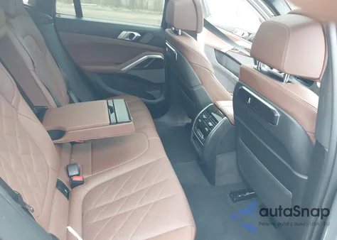 2025 BMW X6 xDrive40I z USA, uszkodzony, nr VIN 5UX33EX09S9Z28233